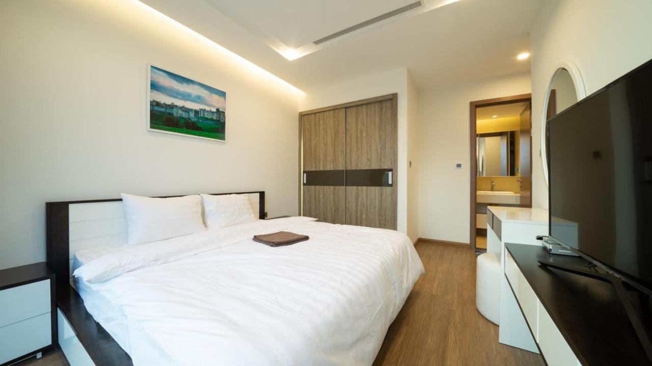 Bom Homes- Vinhomes Metropolis-Service Apartment Hanoi Buitenkant foto